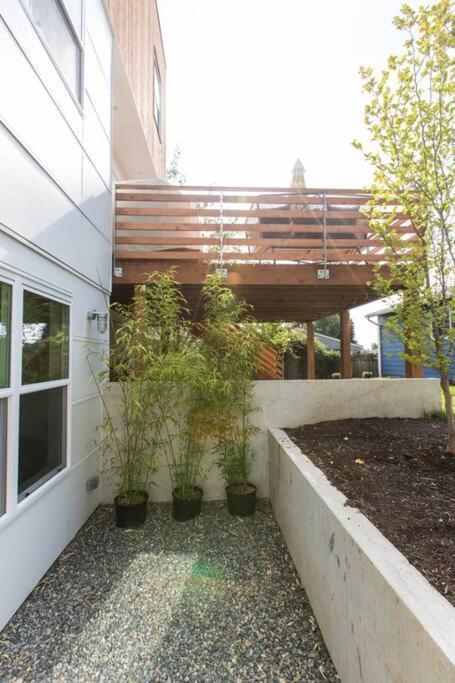 Leed Platinum Green Home Getaway Сіетл Екстер'єр фото